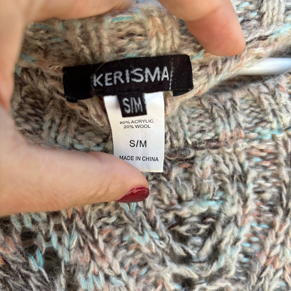 KERISMA Open Knit Long Sleeved Asymmetrical Sweater - Picture 8 of 9